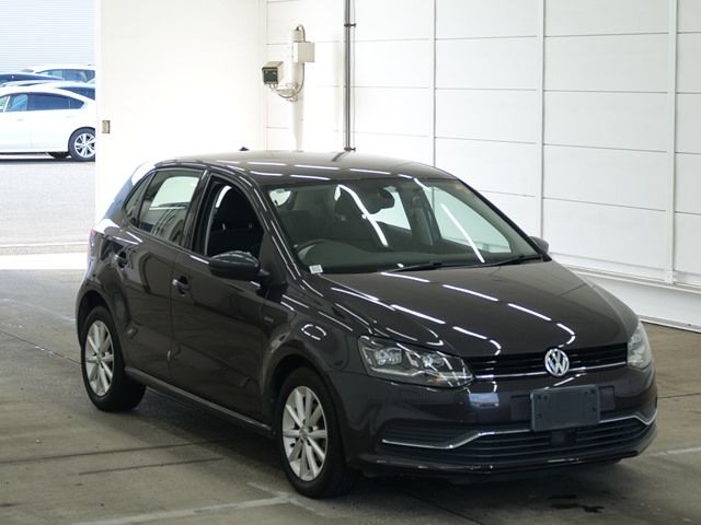 Japan Auction Vehicles 8 2015 Volkswagen VW ポロ ラウンジ auction photo