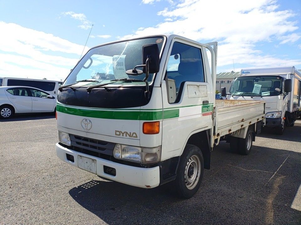 Japan Auction Vehicles 29 1998 Toyota Dyna auction photo