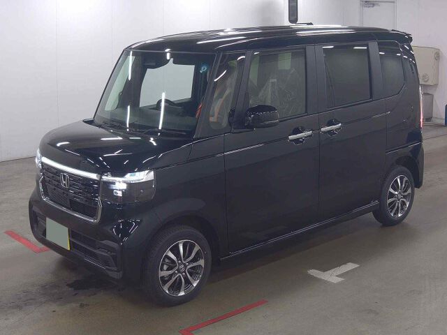 2026 Honda N-BOX Base grade 4WD auction photo 4