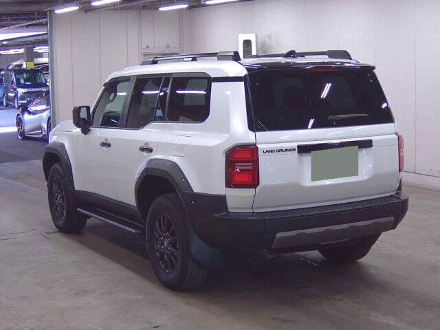 2025 Toyota Land Cruiser 250 VX 4WD auction photo 2