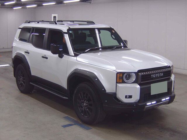 2025 Toyota Land Cruiser 250 VX 4WD Japan auction vehicle