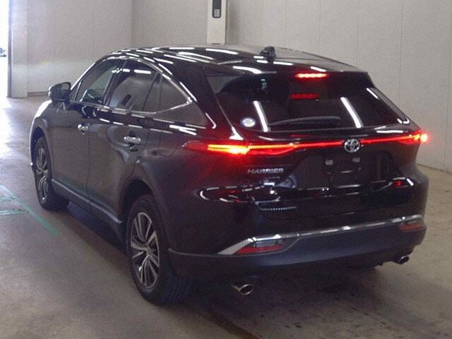 2023 Toyota Harrier G auction photo 2