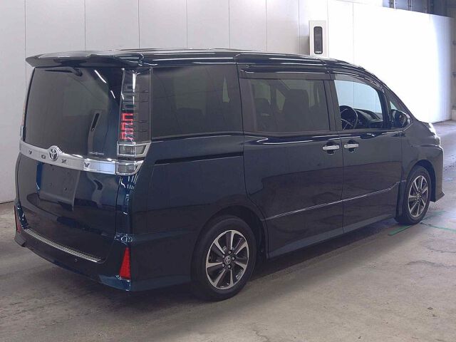 2021 Toyota Voxy ZS Kirameki 3 auction photo 5