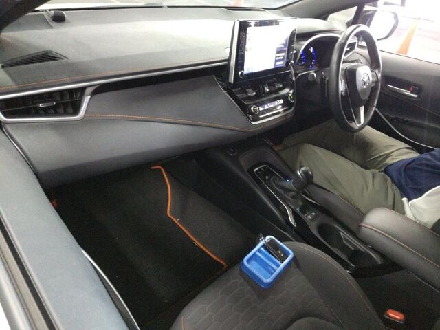 2021 Toyota Corolla Touring Active Ride auction photo 3