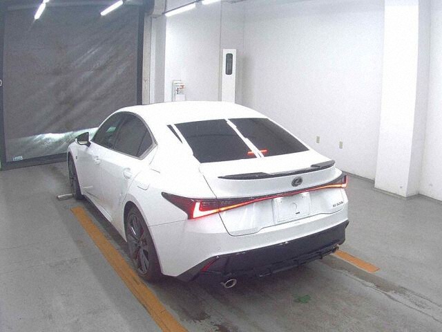 2023 Lexus IS IS300H Fスポーツ auction photo 2