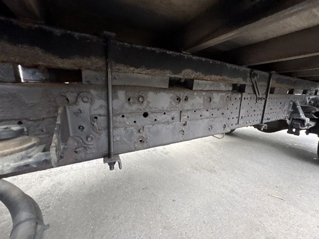2009 Isuzu Elf Flat crane, 3-stage auction photo 12