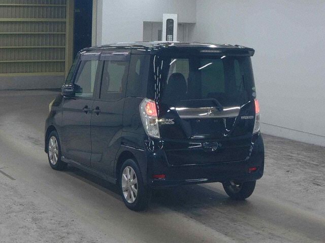 2015 Mitsubishi eK Space Custom G E Assist auction photo 2