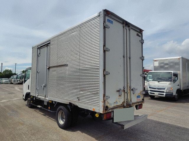 2008 Isuzu Elf パネルバン auction photo 2