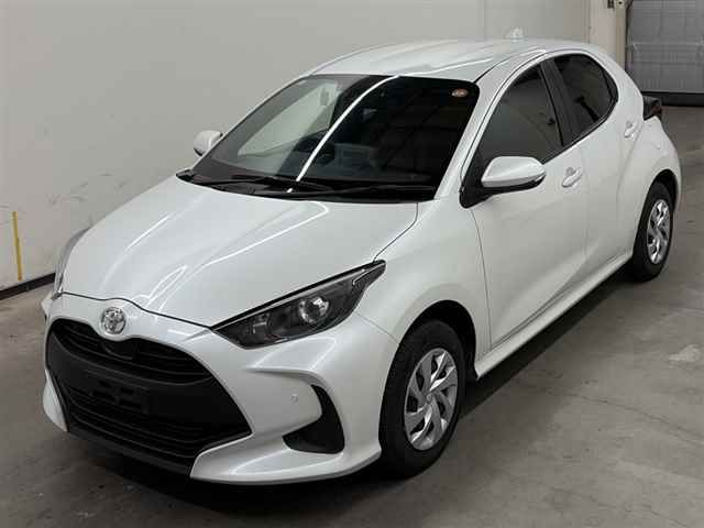 2023 Toyota Yaris G 4WD auction photo 4