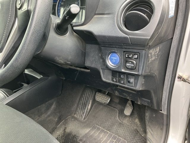 2021 Toyota Corolla Axio ハイブリッドEX auction photo 6