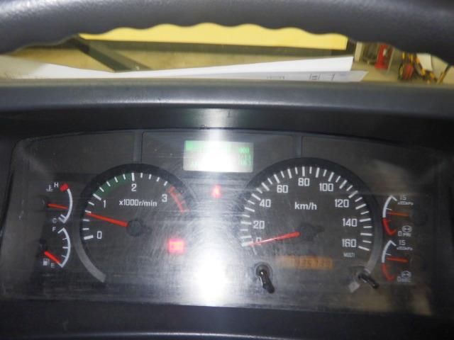 2012 Isuzu Forward クレーン付 auction photo 6