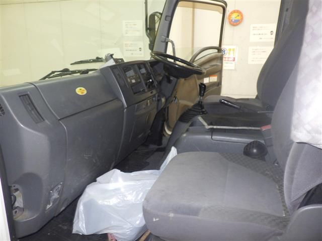 2012 Isuzu Forward クレーン付 auction photo 8