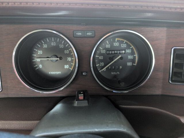 1981 Isuzu 117クーペ XC auction photo 6