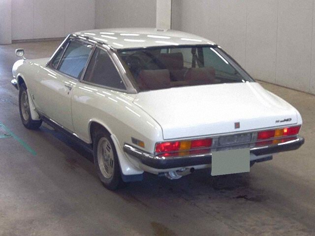 1981 Isuzu 117クーペ XC auction photo 2