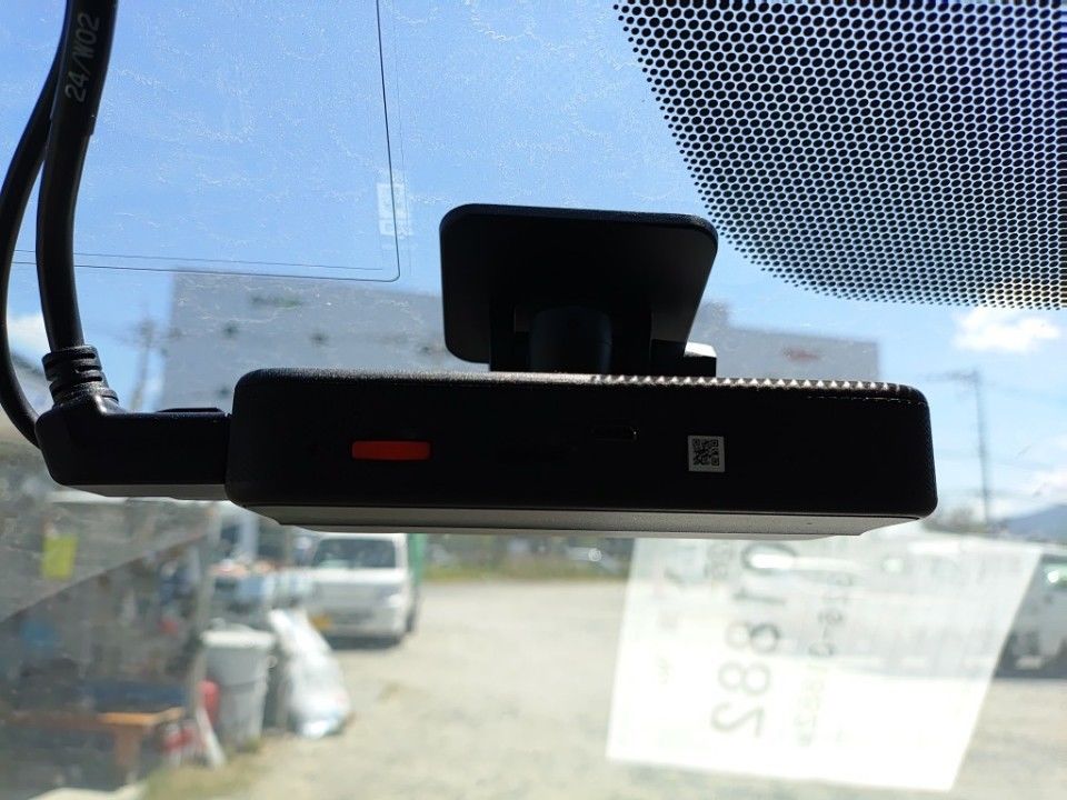 2005 Toyota Isis auction photo 18
