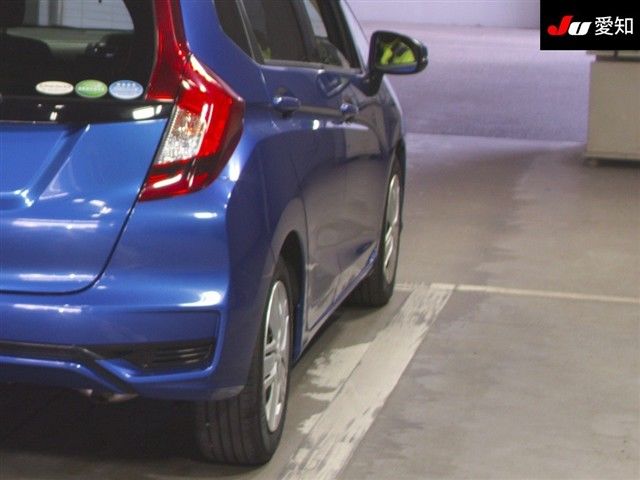 2017 Honda Fit 13G L ホンダセンシング auction photo 8