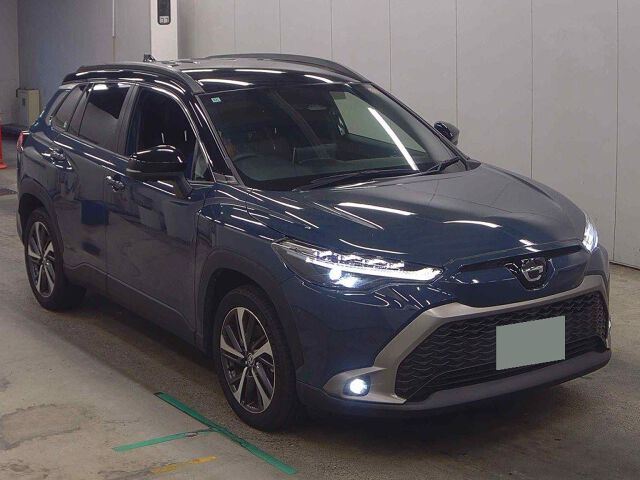 Japan Auction Vehicles 8 2024 Toyota Corolla Cross ハイブリッドZ 4WD auction photo