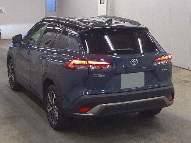 2024 Toyota Corolla Cross ハイブリッドZ 4WD auction photo 2