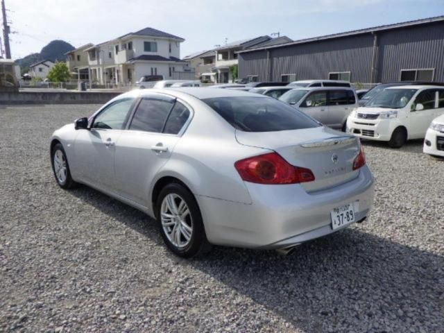 2010 Nissan Skyline 250GT auction photo 2