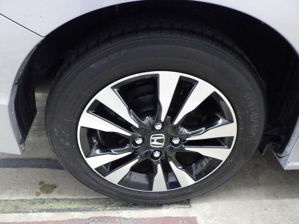 2022 Honda Shuttle Hybrid X Honda Sensing auction photo 14