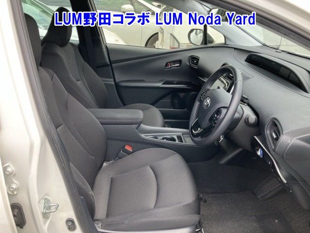 2019 Toyota Prius S auction photo 6
