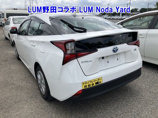 2019 Toyota Prius S auction photo 2