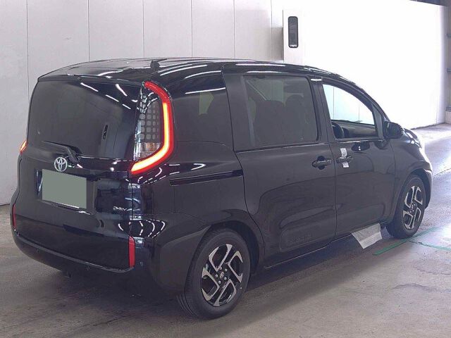 2026 Toyota Sienta ハイブリッドZ auction photo 5