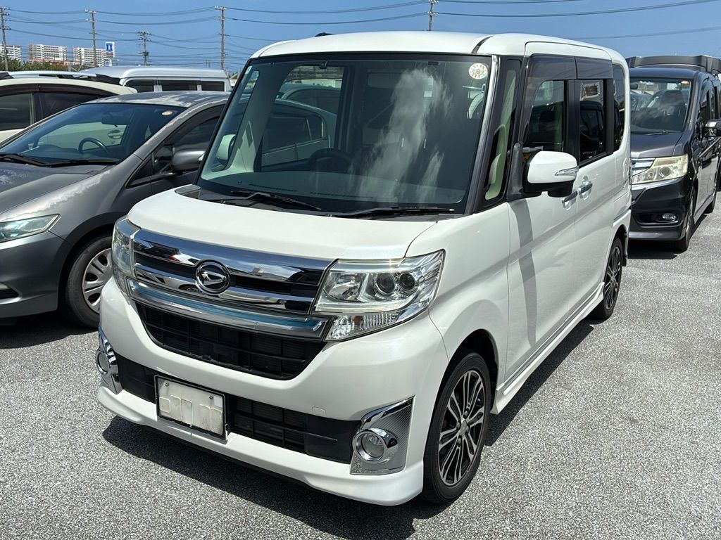 2014 Daihatsu Tanto Custom RS auction photo 4