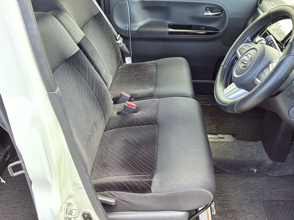 2014 Daihatsu Tanto Custom RS auction photo 6