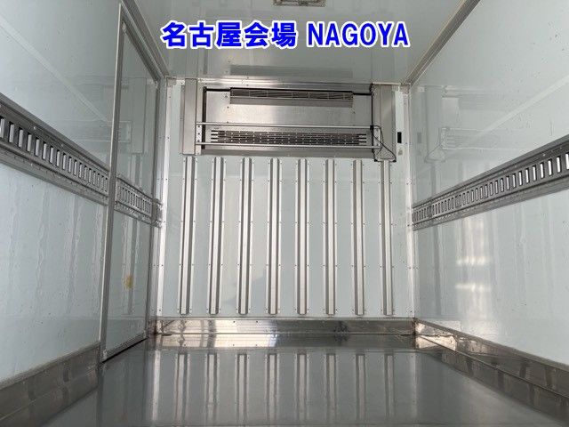 2016 Mitsubishi Fuso Canter Reizo Reito auction photo 21