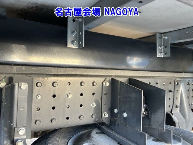 2016 Mitsubishi Fuso Canter Reizo Reito auction photo 12