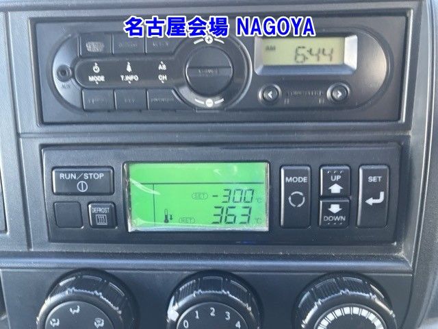 2016 Mitsubishi Fuso Canter Reizo Reito auction photo 22
