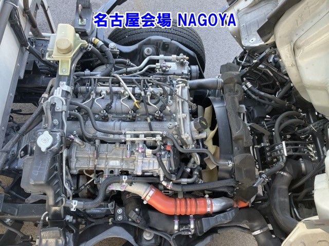 2016 Mitsubishi Fuso Canter Reizo Reito auction photo 23