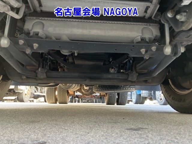 2016 Mitsubishi Fuso Canter Reizo Reito auction photo 11