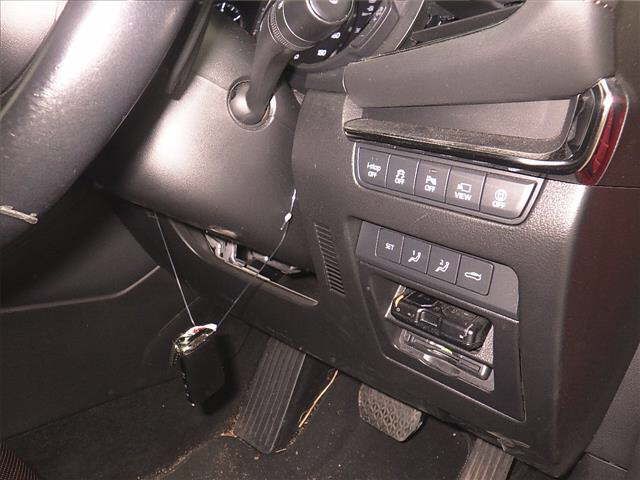 2021 Mazda 3 XD L Package auction photo 8