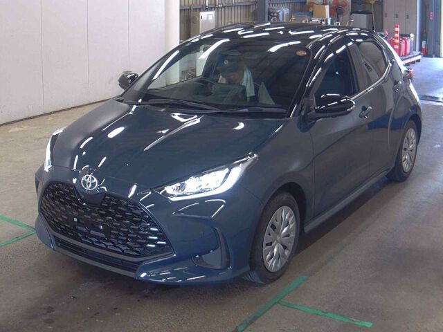 2025 Toyota Yaris ハイブリッドZ auction photo 4