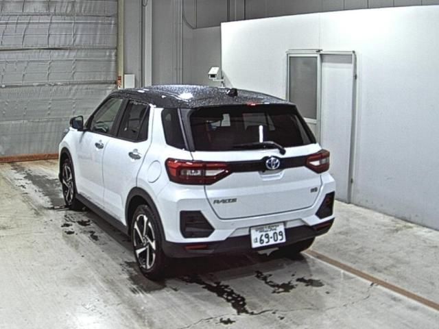 2026 Toyota Raize Hybrid Z auction photo 2