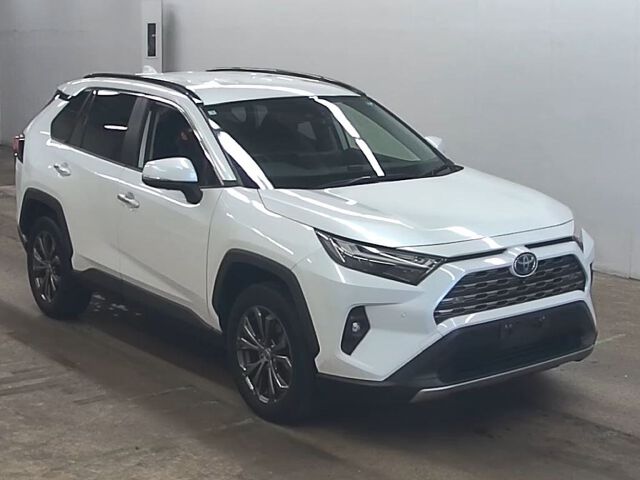 Japan Auction Vehicles 5 2023 Toyota RAV4 Hybrid G 4WD auction photo