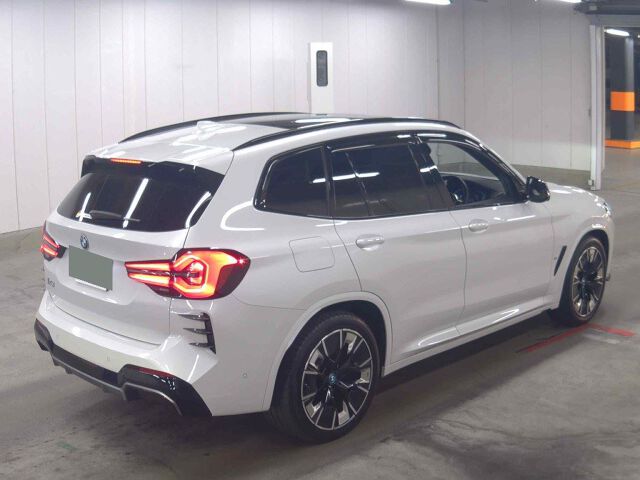2023 BMW iX3 Mスポーツ auction photo 5