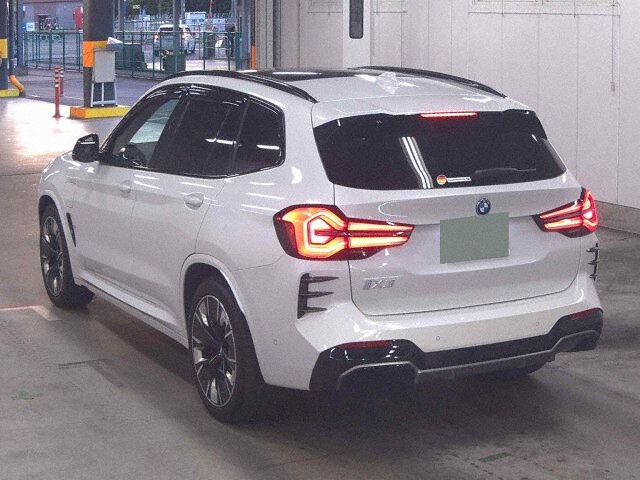2023 BMW iX3 Mスポーツ auction photo 2