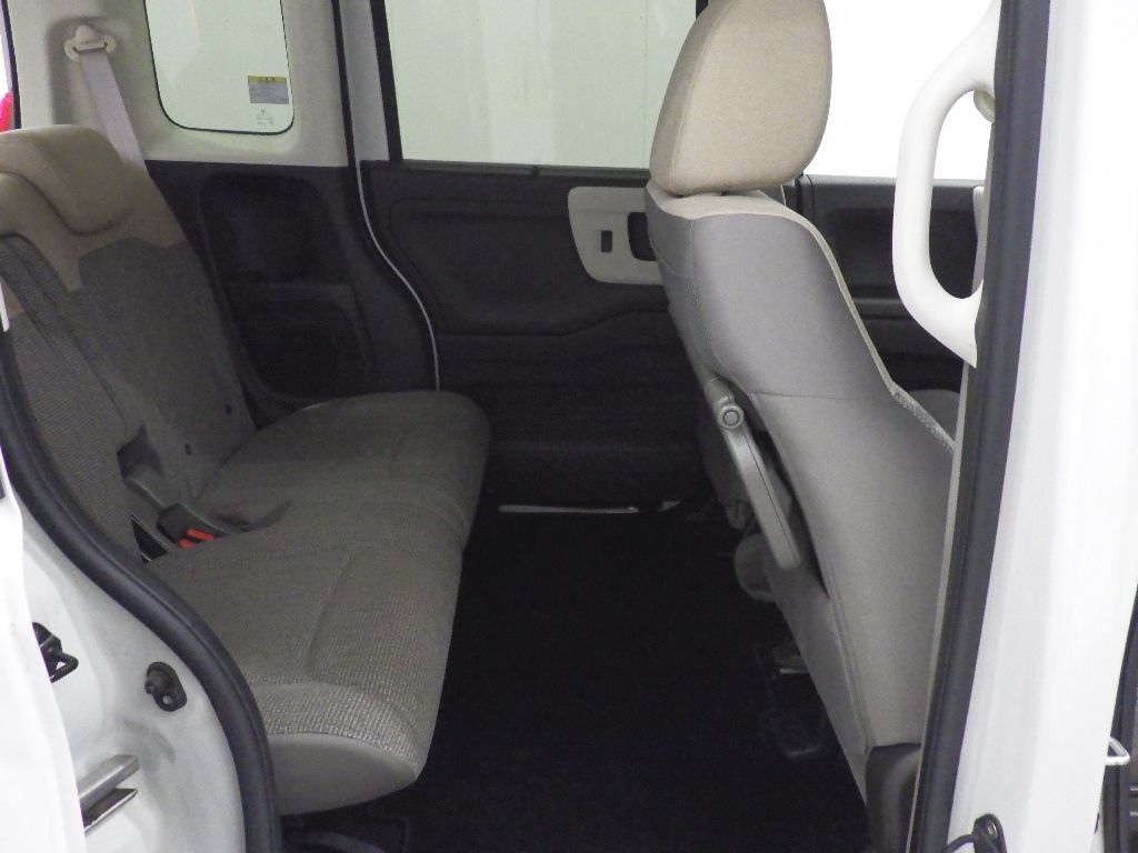 2021 Honda N-BOX L auction photo 7