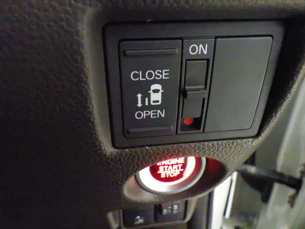2021 Honda N-BOX L auction photo 11