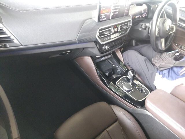 2023 BMW X4 XDRIV20D Mスポ 4WD auction photo 3
