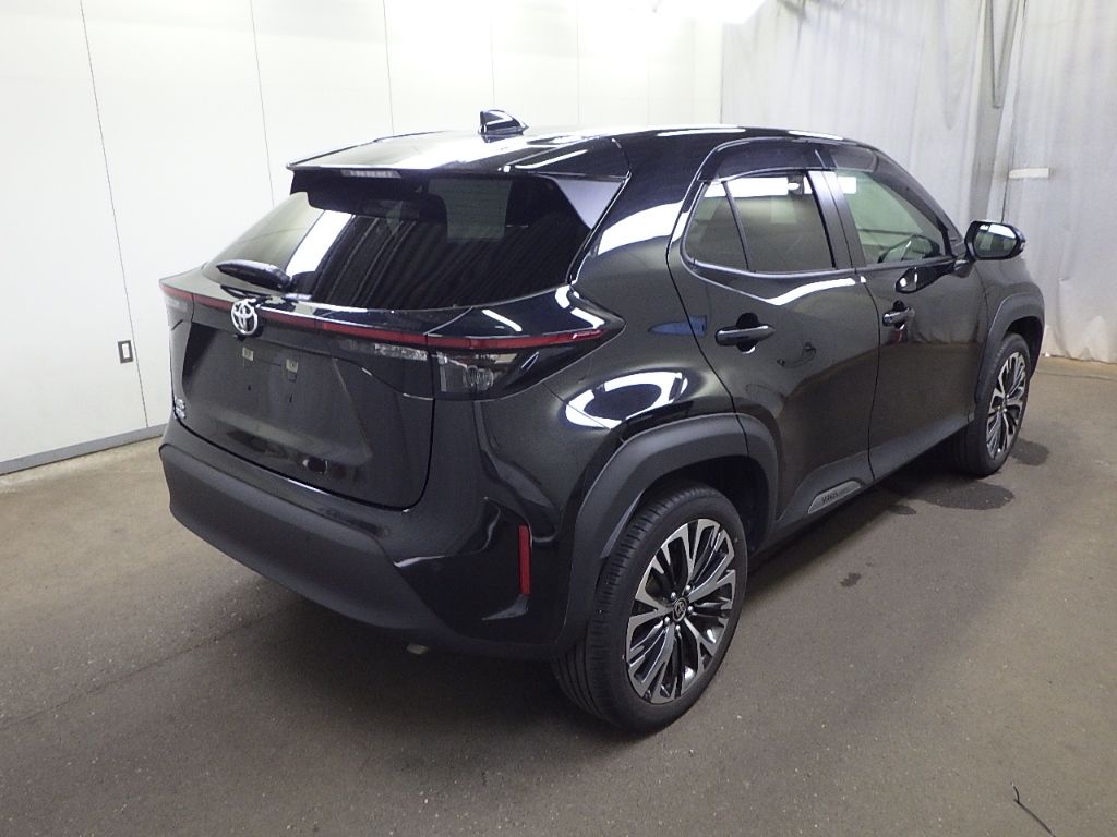 2023 Toyota Yaris Cross G auction photo 2