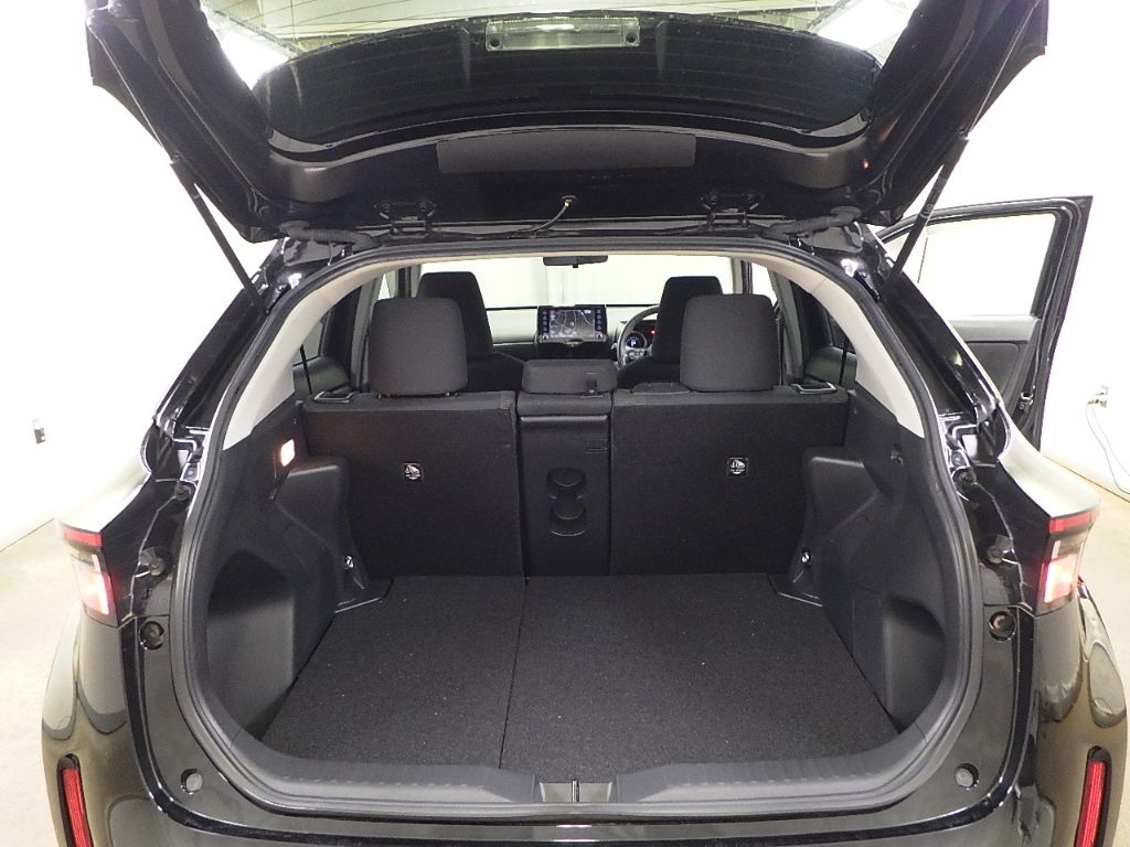 2023 Toyota Yaris Cross G auction photo 8