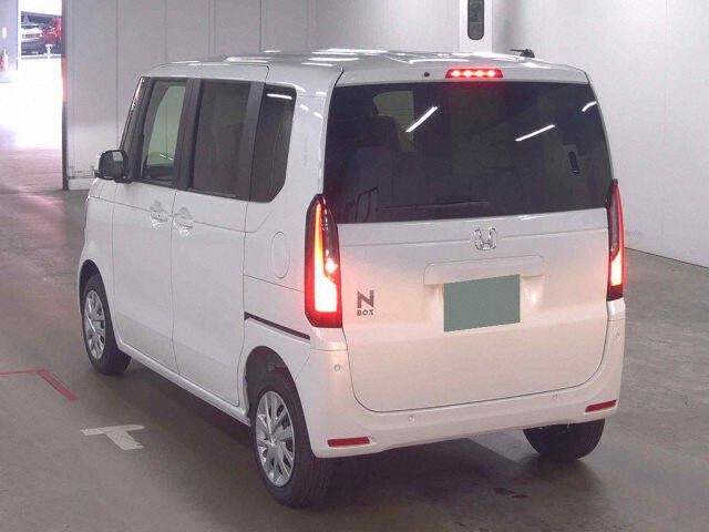 2026 Honda N-BOX Base grade 4WD auction photo 2