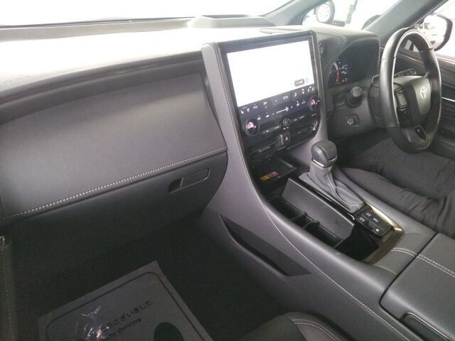 2025 Toyota Alphard Z auction photo 3