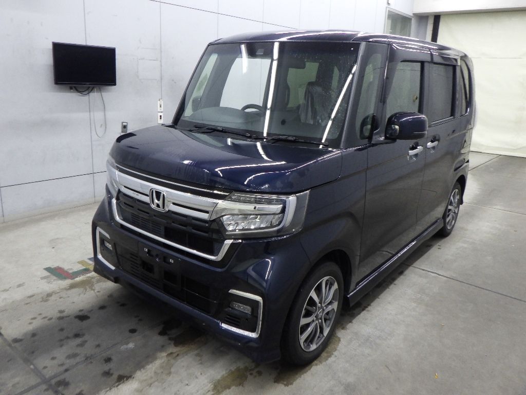 2021 Honda N-BOX カスタムL auction photo 4