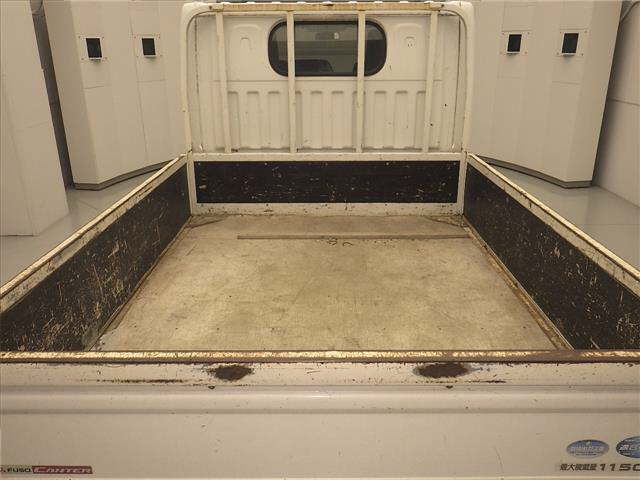 2016 Mitsubishi Fuso Canter 4WD Guts Double Cab auction photo 6