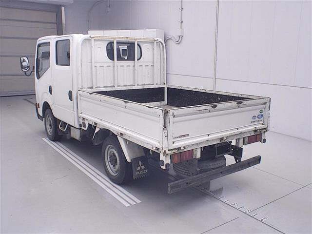 2016 Mitsubishi Fuso Canter 4WD Guts Double Cab auction photo 2